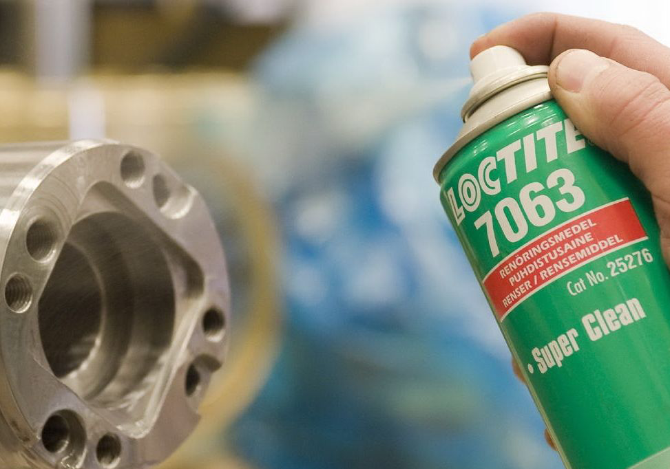 Loctite 7063 bottle ready to use with machinery 